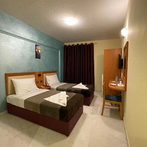 Budget Kamer met een King Size Bed